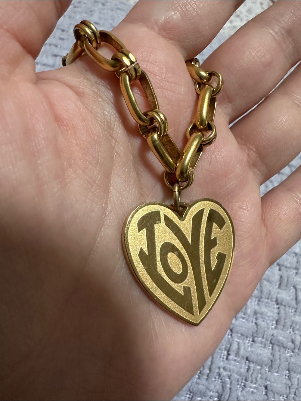Logan Tay Gold Heart 'LOVE' Pendant Chunky Chain Necklace - Women Jewelry - Picture 4 of 5
